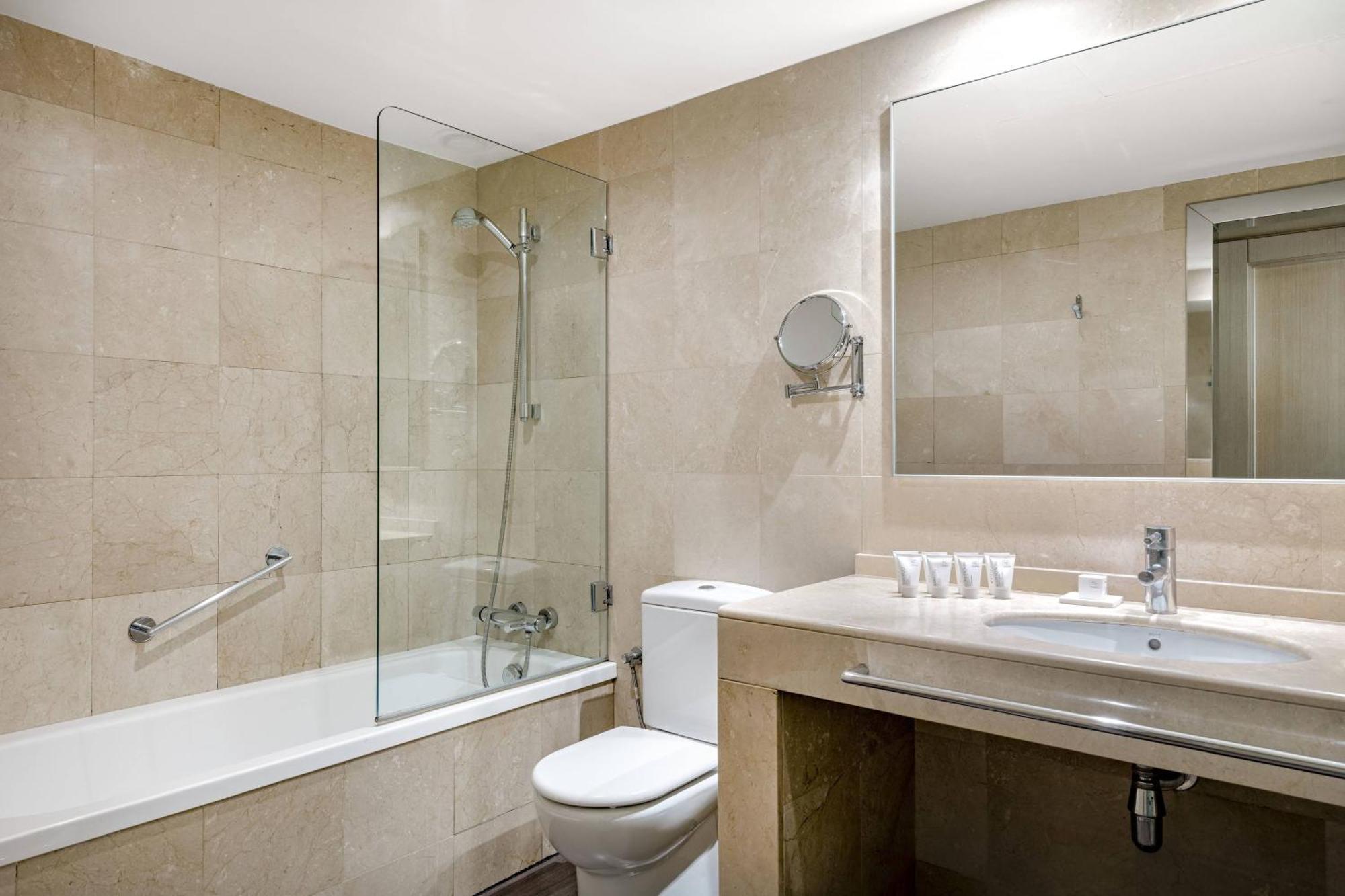 Ac Hotel Victoria Suites By Marriott Barcelona Exterior foto